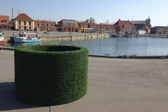 En roterende HÆK på havnefronten skabt af Søren Dahlgaard. Fotograf: Susanne Randers