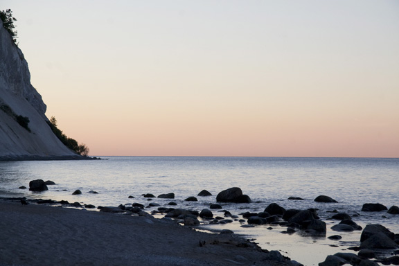 Møns klint - solnedgang over vandet. Fotograf: Susanne Randers
