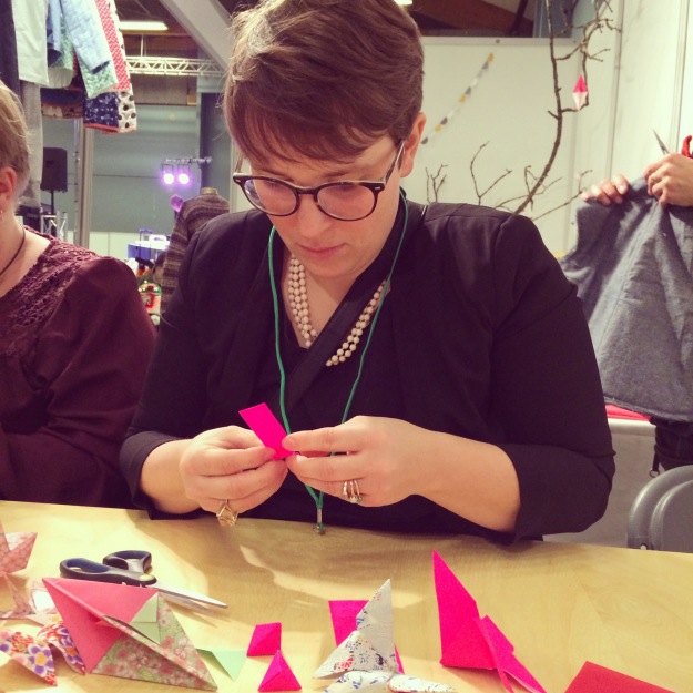 365 mood boards in 2014. Mood board #31: My:MinMy is folding origami on todays workshop. Instagram filter Valencia. Photographer: Susanne Randers