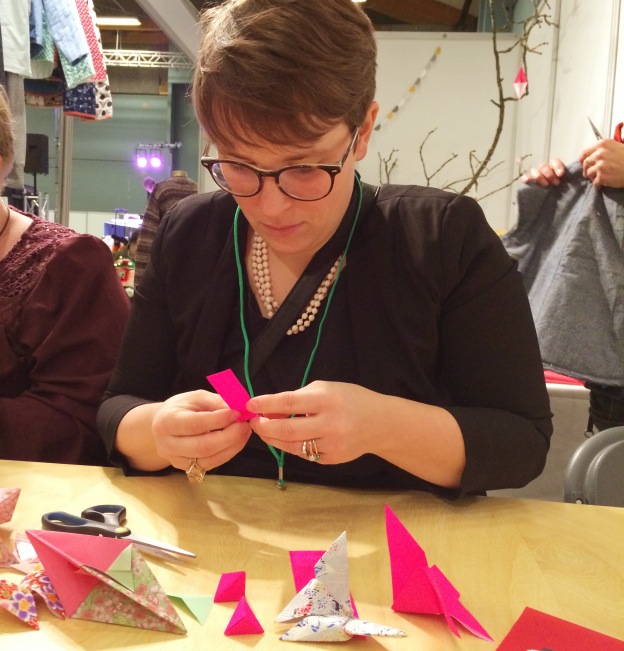 365 moodboards i 2014. Moodboard #31: MyMinMy og Krittewitt afholdt origami workshop i blogosfæren. Fotograf: Susanne Randers
